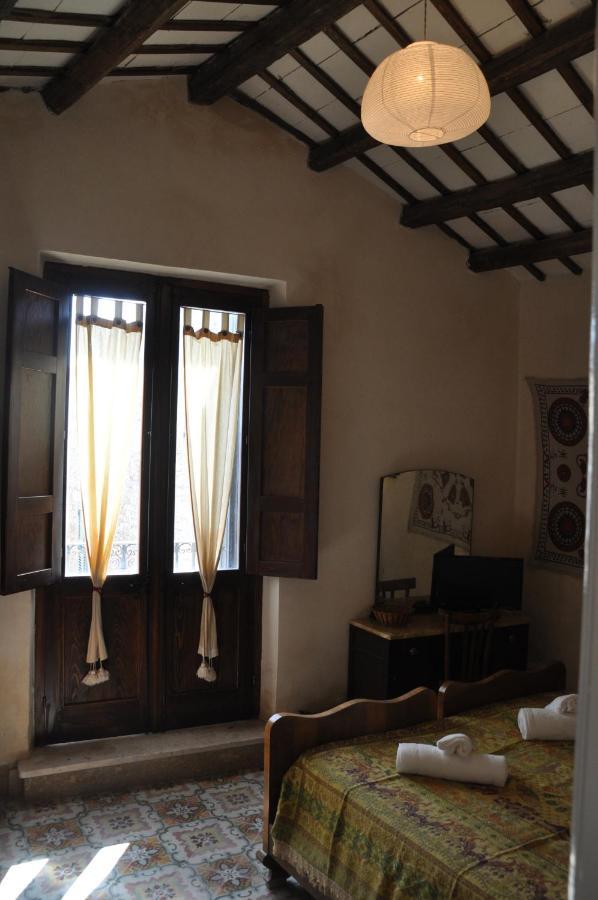 Case Bruno Residenze Tipiche 埃里切 外观 照片